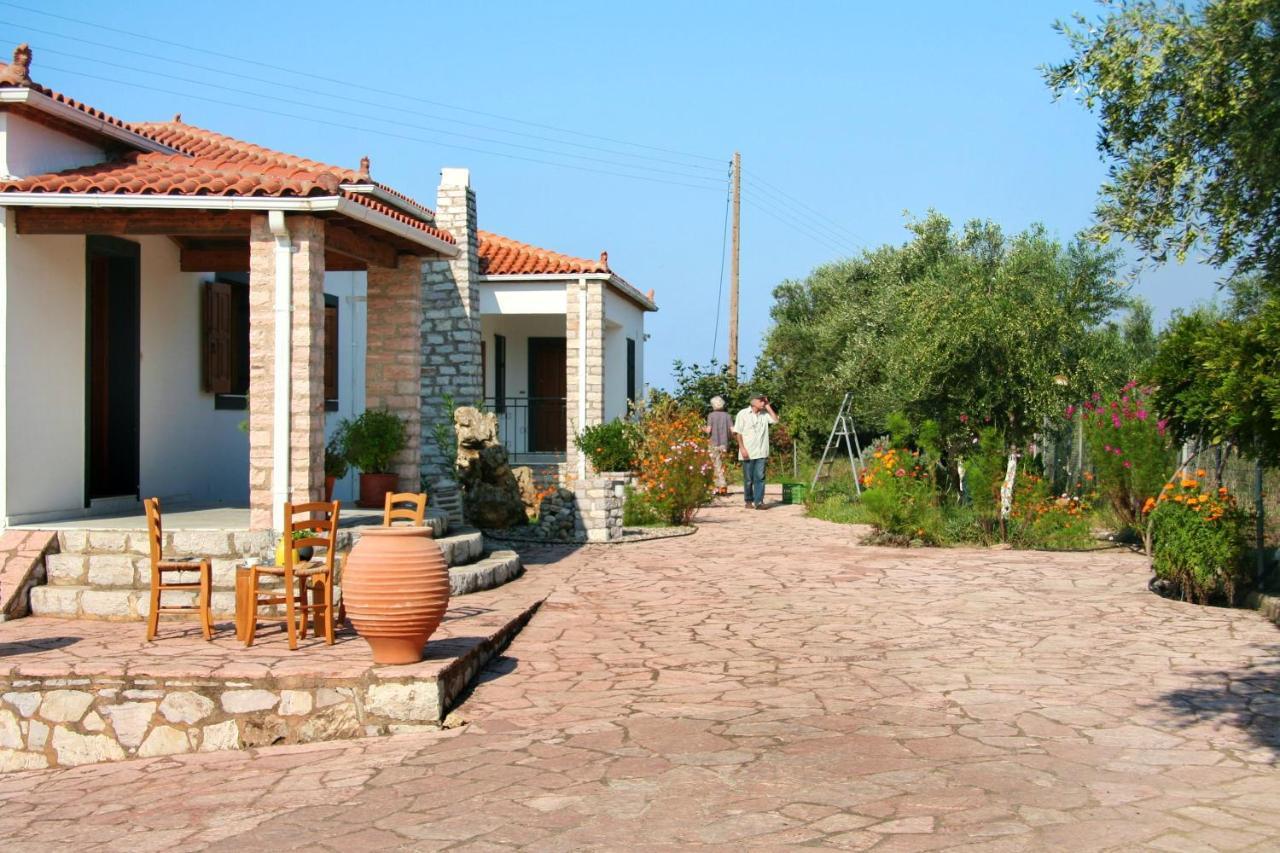 Elegant Apartment In Agios Ilias With Sea View Myrtea Luaran gambar